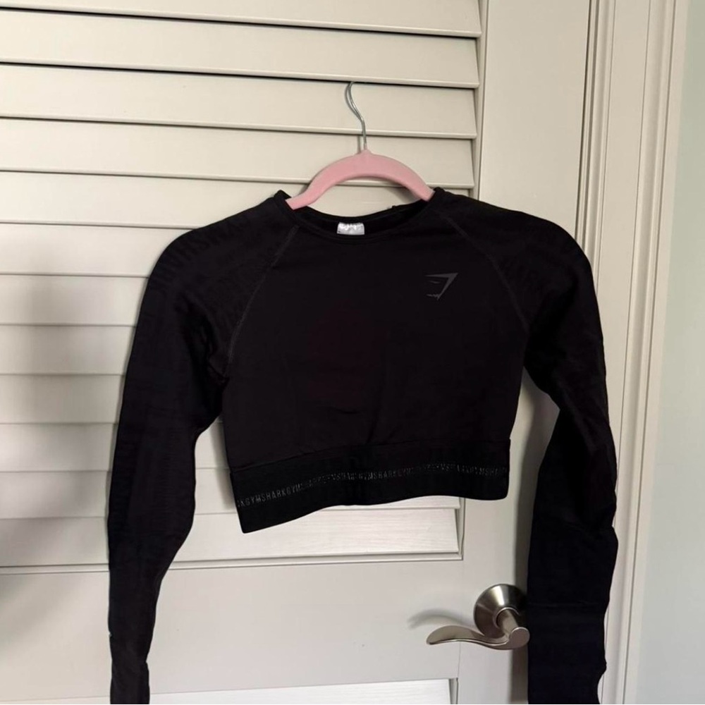 Gymshark Black Long Sleeve Crop Top